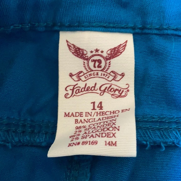 Blue shorts - Picture 3 of 3